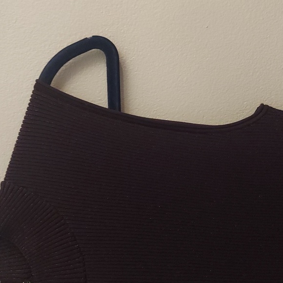 THEORY Cutout Metallic Ribbed Knit Fit-and-Flare Sleeveless Dress In Merlot - Picture 9 of 16